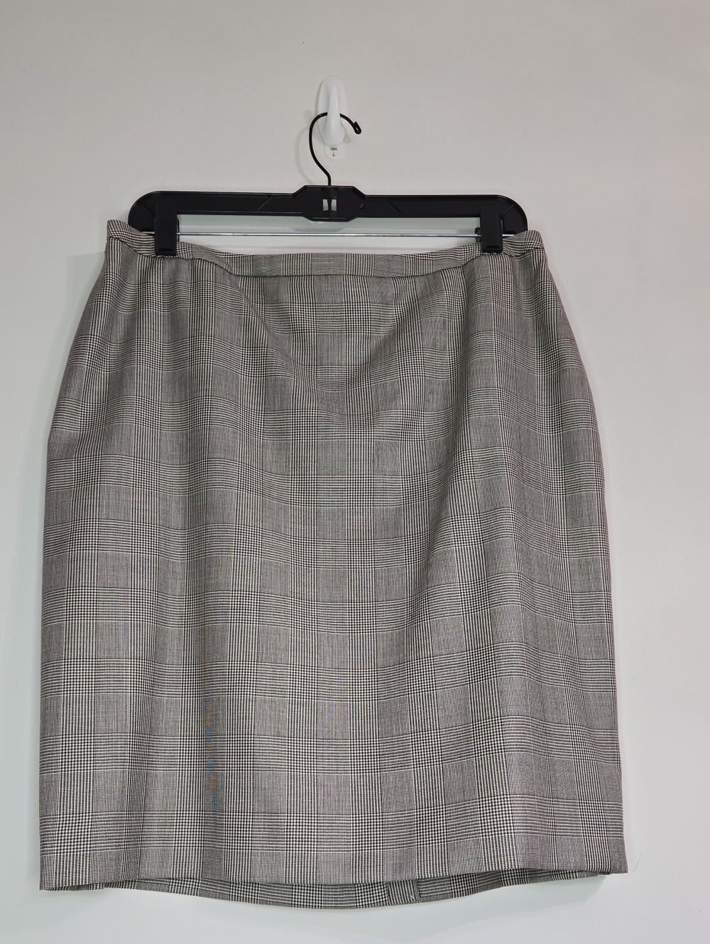 Brooks Brothers Gray Glen Plaid Pencil Skirt